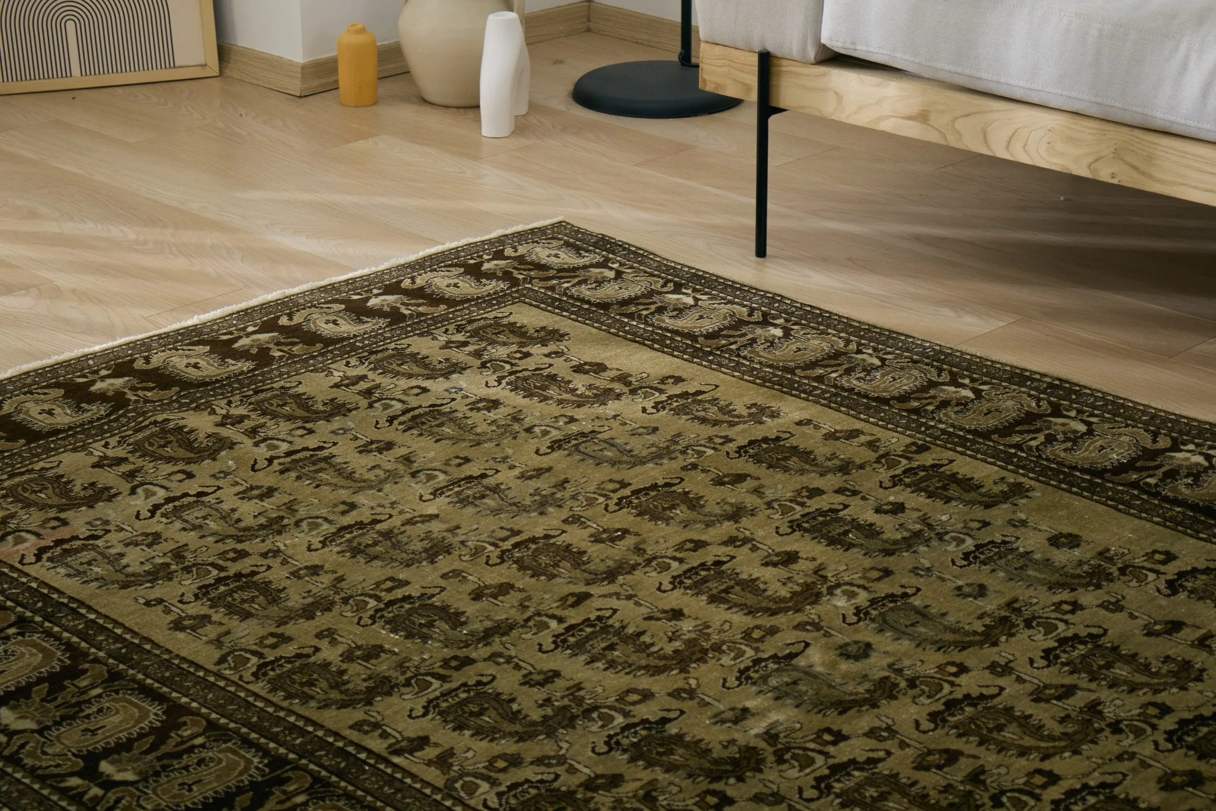 Lynda - Vintage Persian Area Rug