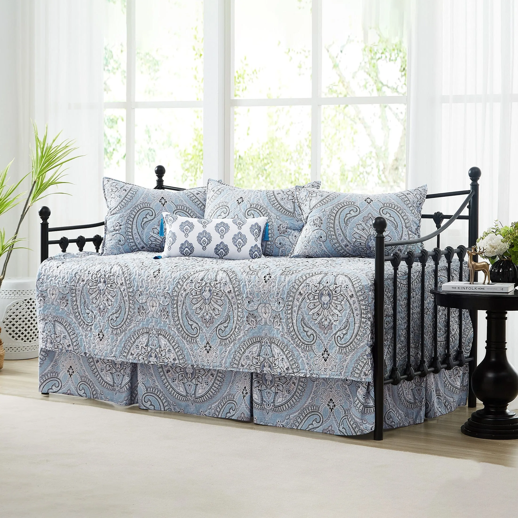 Pure Melody 6-Piece Daybed Cover Set