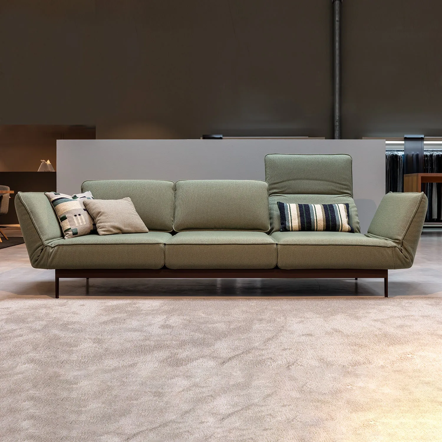 rolf benz | mera sofa | 3 seater leather | beige grey 38.732   marrone metallic frame