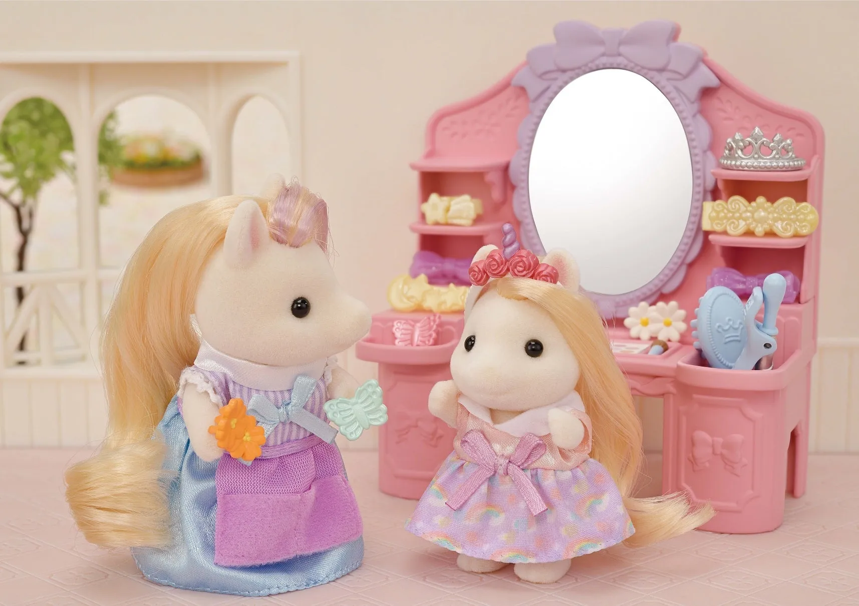 Sylvanian Families Pony's Stylish Hair Salon